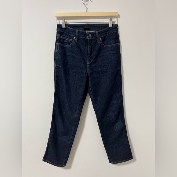 Uniqlo Dark Wash Denim Jeans Crop size 26 - Picture 1 of 9